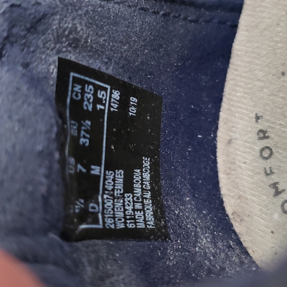 COMFY CLARKS COLLECTION DANELLY NAVY BLUE LEATHER LOAFERS - Picture 5 of 5